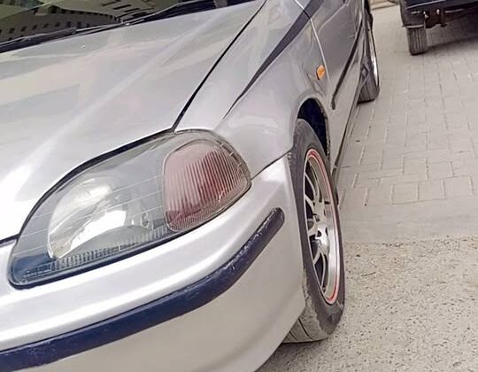Civic 1998 auto