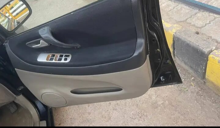 Suzuki liana RXI 2006