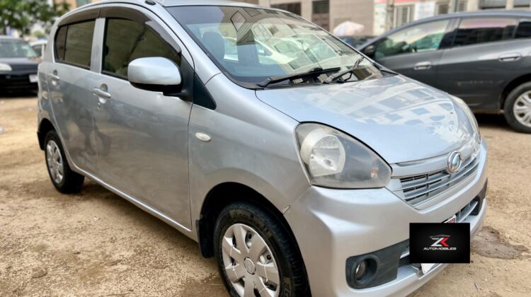 Silver Subaru pleo 2014 model reg 2017