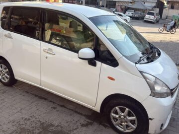 Daihatsu Move 2012 (Import 2016) | Neat & Family Used | Demand 24 Lac