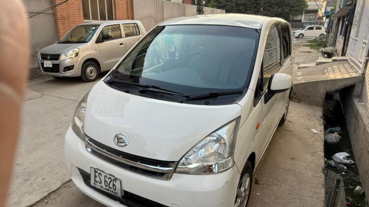 Daihatsu Move 2012 (Import 2016) | Neat & Family Used | Demand 24 Lac