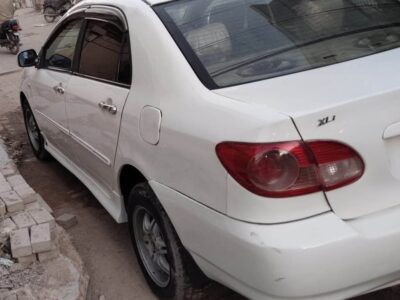 Toyota corolla XLI convert GLI 2006 model